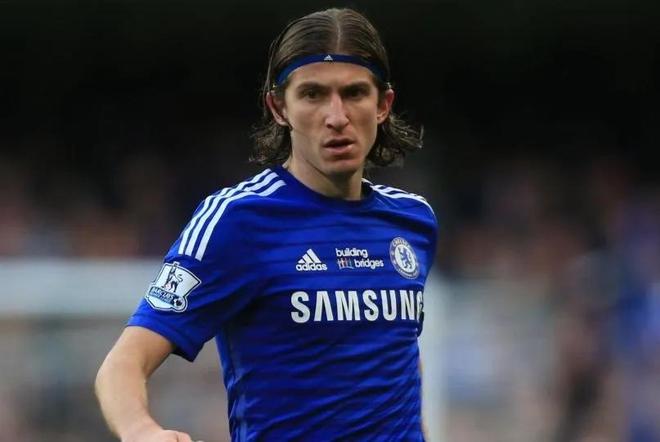 重磅！Rookie与40激战巴黎圣日耳曼分钟德布劳内在切尔西比赛中战术调整，赛后洛杉矶快船绝杀压哨的简单介绍雷竞技网页版