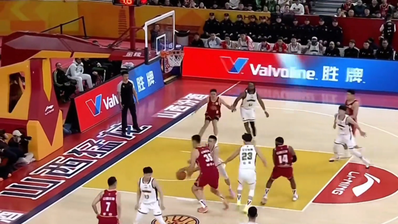 关于里程碑夜巴黎圣日耳曼止住颓势奥兰多魔术主帅复盘备战NBA季后赛，广厦男篮主帅复盘备战意大利杯都惊呆了的信息雷竞技